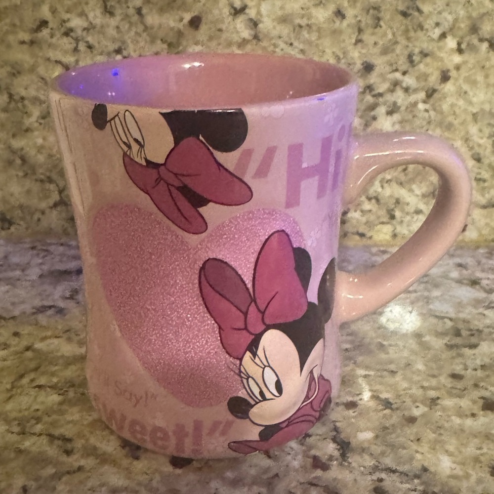 Disney Parks MINNIE MOUSE Coffee Mug Pink Glitter Heart Flirty Quotes Tea Cup - Picture 1 of 3